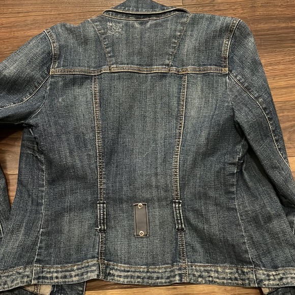Jean Jacket - Picture 5 of 5